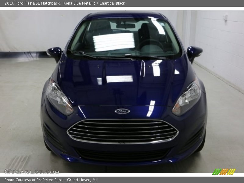 Kona Blue Metallic / Charcoal Black 2016 Ford Fiesta SE Hatchback