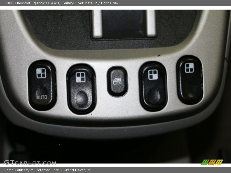 Galaxy Silver Metallic / Light Gray 2006 Chevrolet Equinox LT AWD
