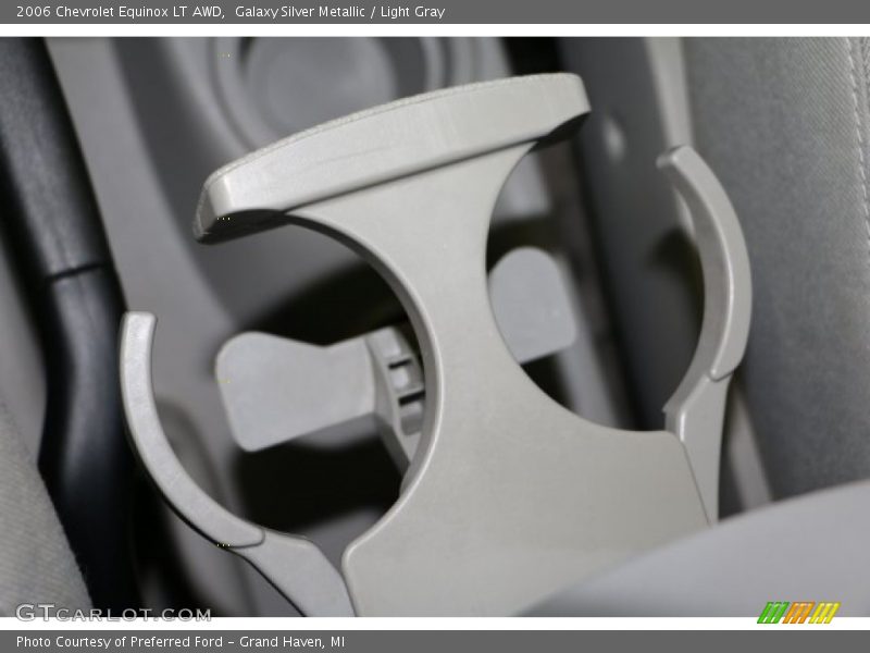 Galaxy Silver Metallic / Light Gray 2006 Chevrolet Equinox LT AWD