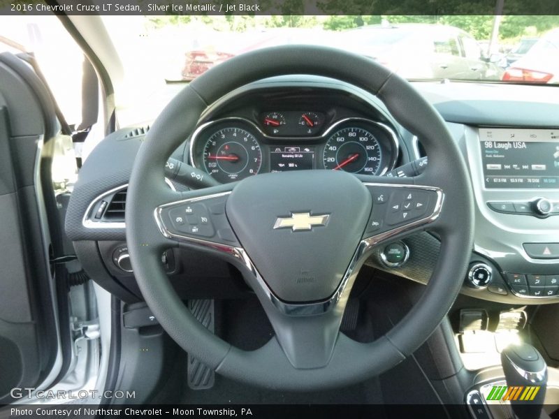 Silver Ice Metallic / Jet Black 2016 Chevrolet Cruze LT Sedan