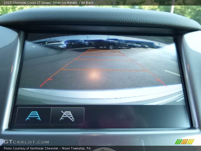 Silver Ice Metallic / Jet Black 2016 Chevrolet Cruze LT Sedan