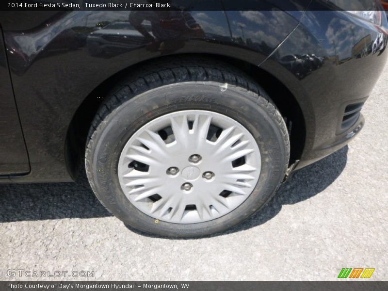Tuxedo Black / Charcoal Black 2014 Ford Fiesta S Sedan