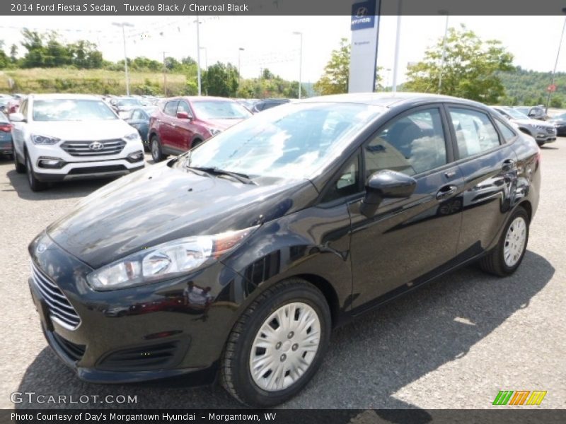 Tuxedo Black / Charcoal Black 2014 Ford Fiesta S Sedan