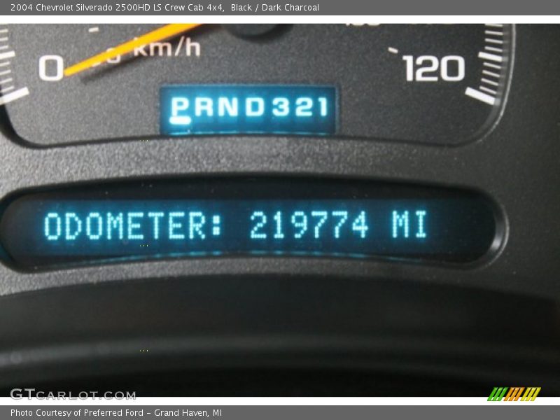 Black / Dark Charcoal 2004 Chevrolet Silverado 2500HD LS Crew Cab 4x4