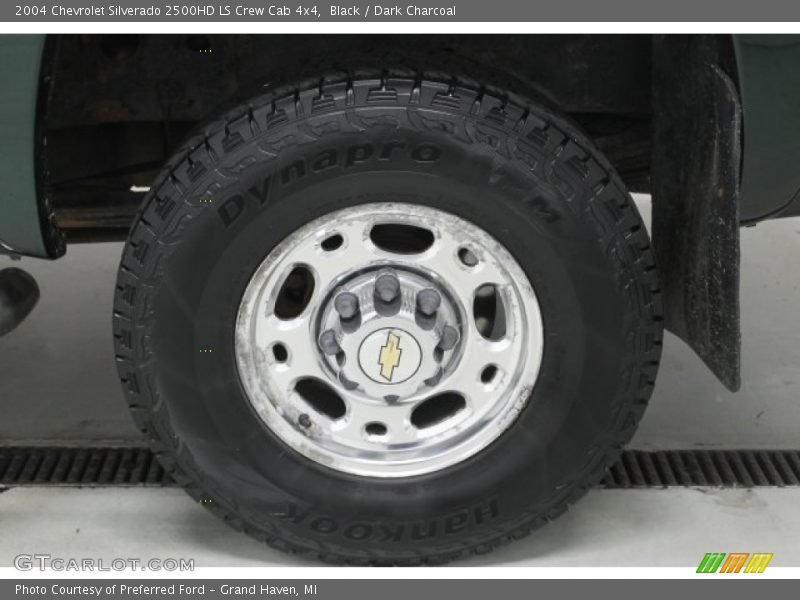 Black / Dark Charcoal 2004 Chevrolet Silverado 2500HD LS Crew Cab 4x4