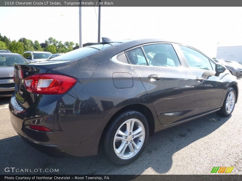 Tungsten Metallic / Jet Black 2016 Chevrolet Cruze LT Sedan