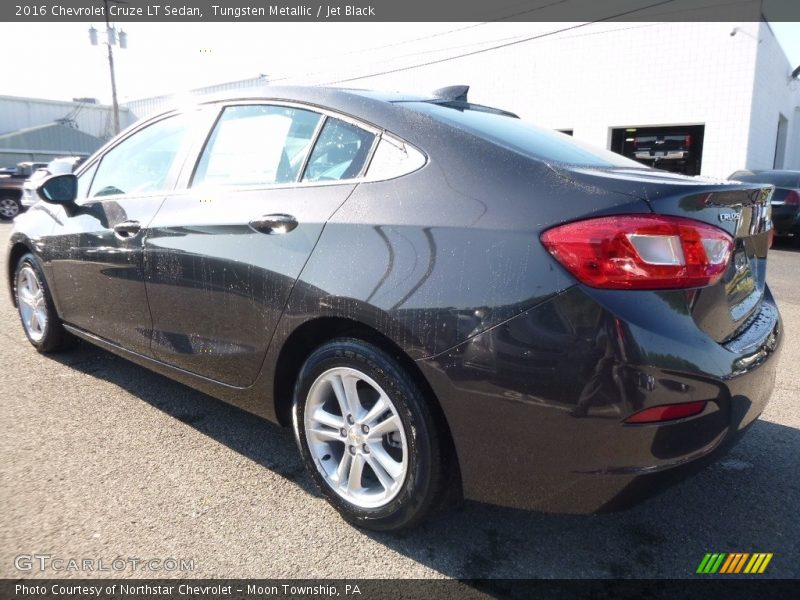 Tungsten Metallic / Jet Black 2016 Chevrolet Cruze LT Sedan