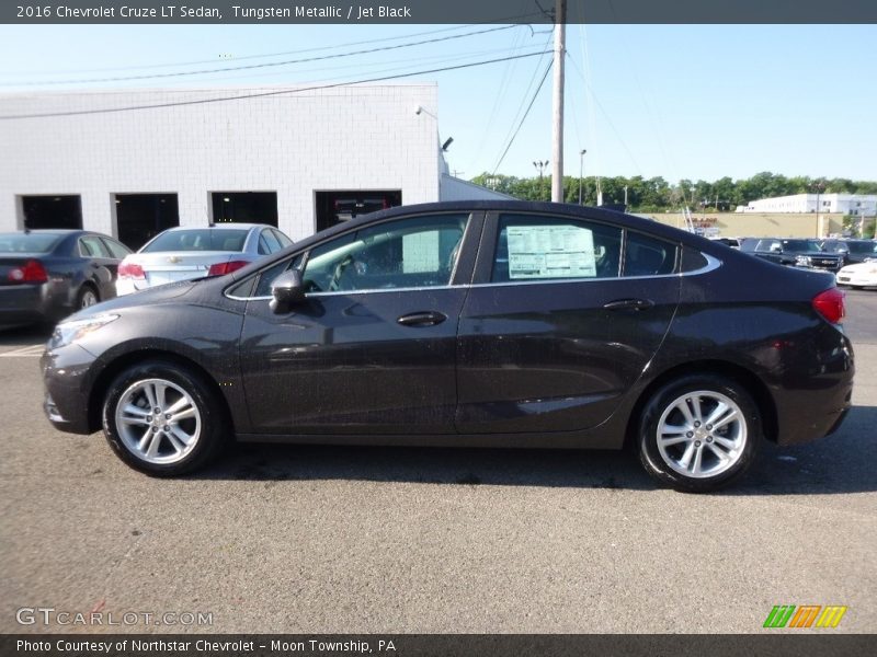 Tungsten Metallic / Jet Black 2016 Chevrolet Cruze LT Sedan