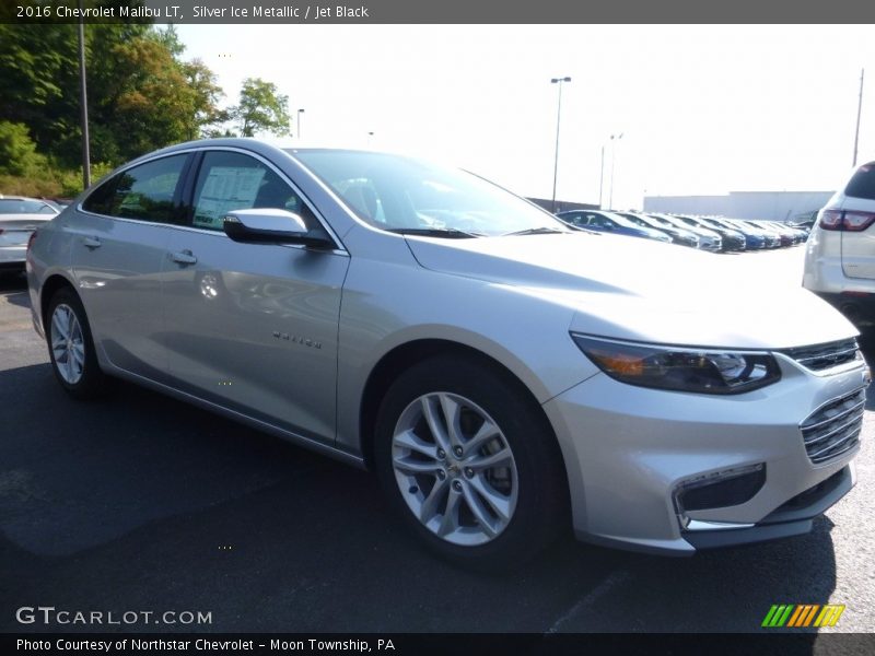 Silver Ice Metallic / Jet Black 2016 Chevrolet Malibu LT