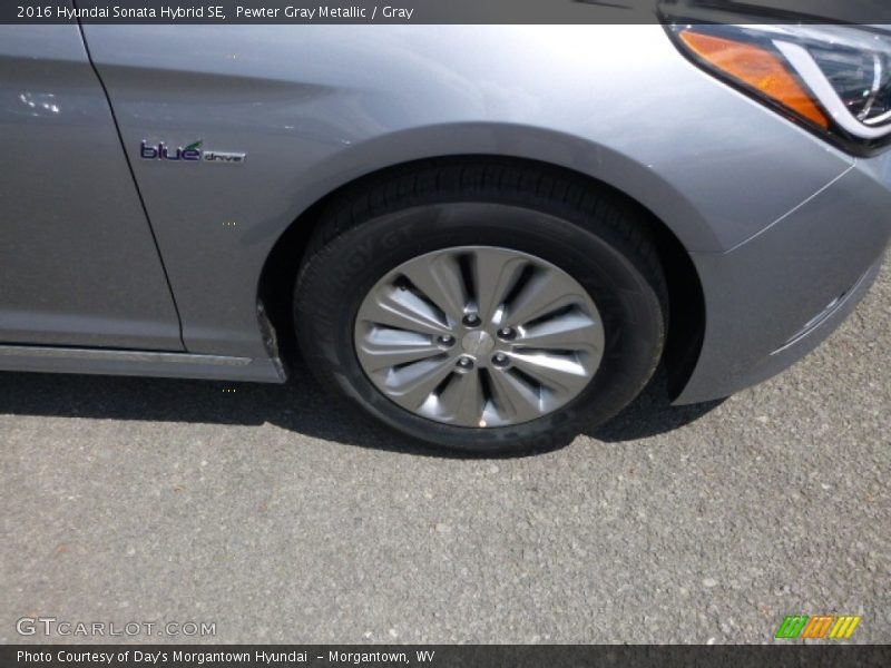 Pewter Gray Metallic / Gray 2016 Hyundai Sonata Hybrid SE