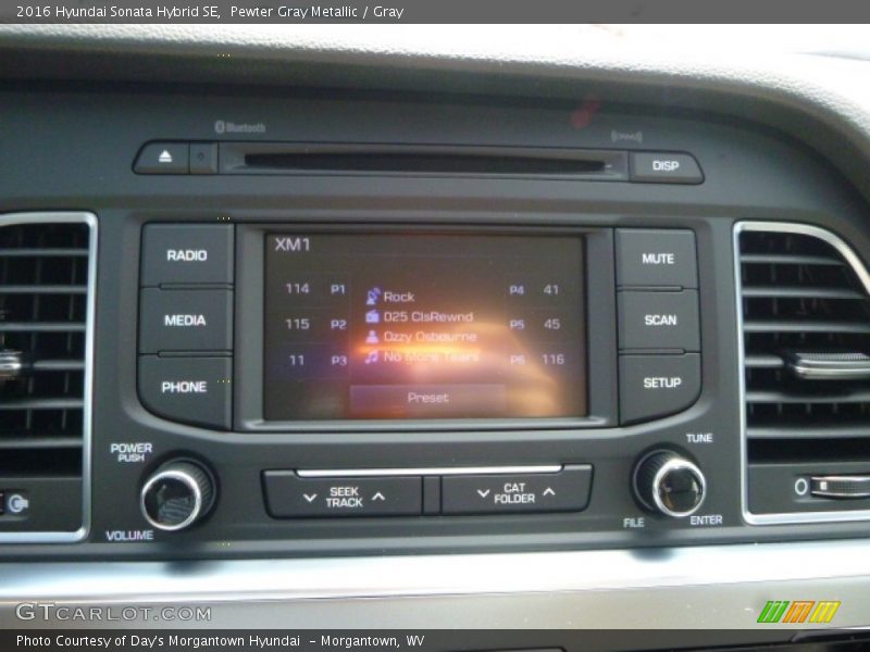 Pewter Gray Metallic / Gray 2016 Hyundai Sonata Hybrid SE