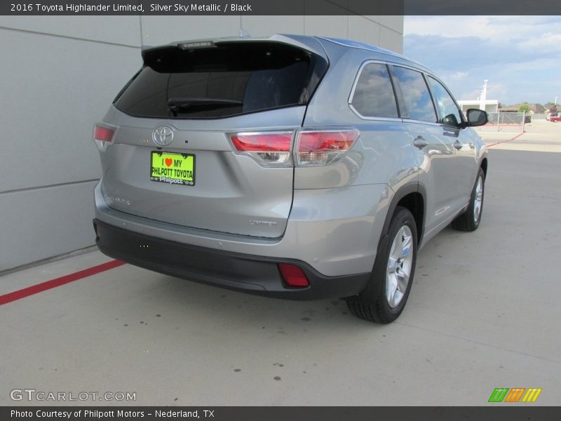 Silver Sky Metallic / Black 2016 Toyota Highlander Limited