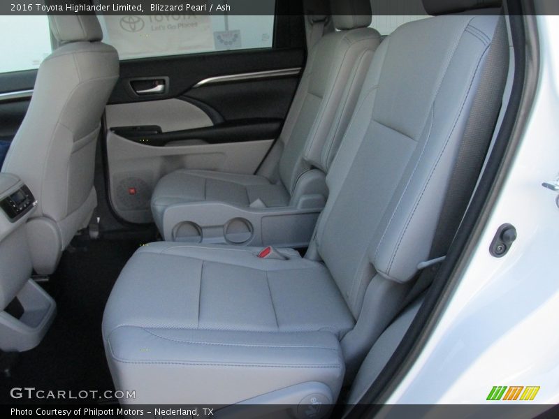 Blizzard Pearl / Ash 2016 Toyota Highlander Limited