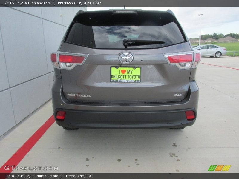 Predawn Gray Mica / Ash 2016 Toyota Highlander XLE