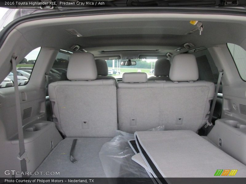 Predawn Gray Mica / Ash 2016 Toyota Highlander XLE