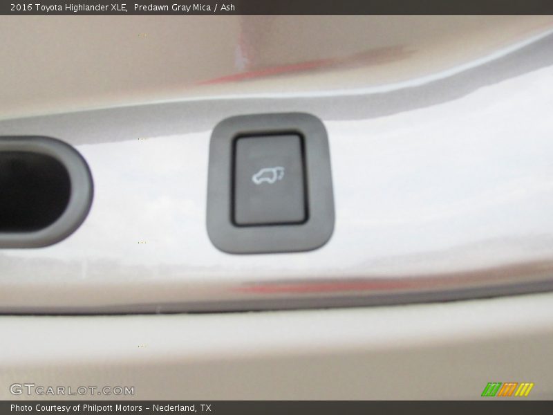 Predawn Gray Mica / Ash 2016 Toyota Highlander XLE
