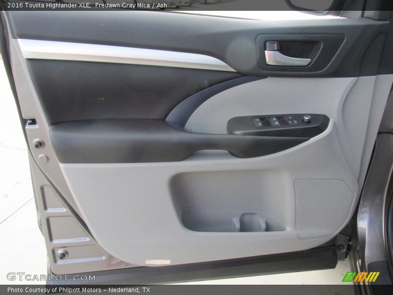 Predawn Gray Mica / Ash 2016 Toyota Highlander XLE
