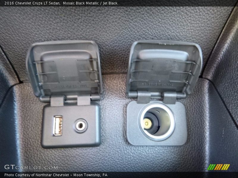 Mosaic Black Metallic / Jet Black 2016 Chevrolet Cruze LT Sedan