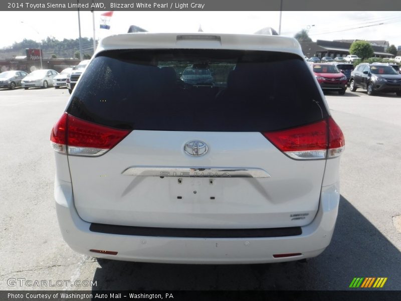 Blizzard White Pearl / Light Gray 2014 Toyota Sienna Limited AWD