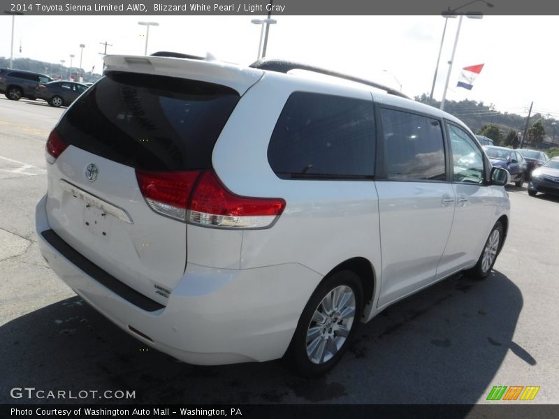 Blizzard White Pearl / Light Gray 2014 Toyota Sienna Limited AWD