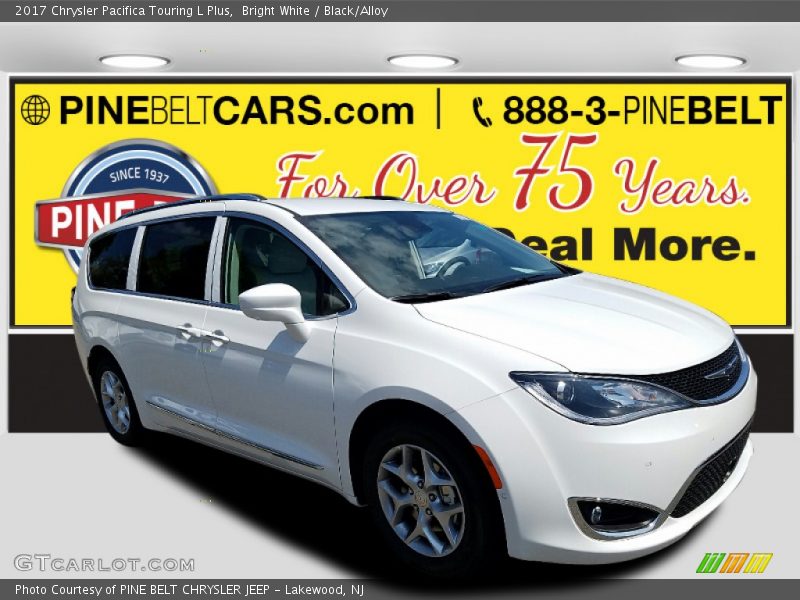 Bright White / Black/Alloy 2017 Chrysler Pacifica Touring L Plus