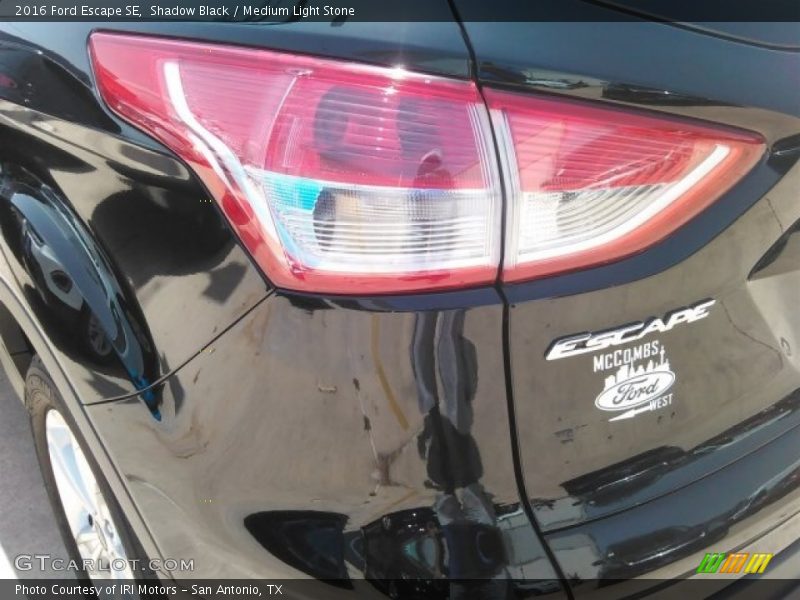 Shadow Black / Medium Light Stone 2016 Ford Escape SE