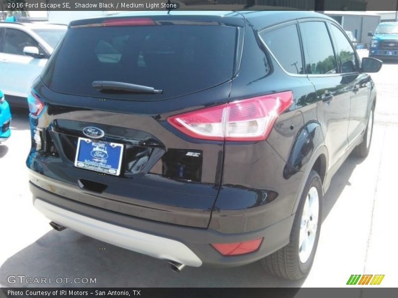 Shadow Black / Medium Light Stone 2016 Ford Escape SE
