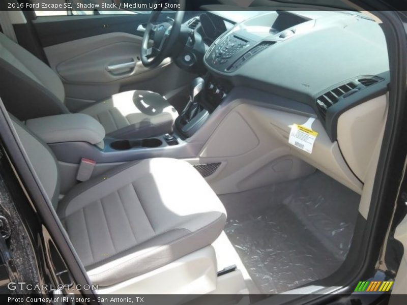Shadow Black / Medium Light Stone 2016 Ford Escape SE