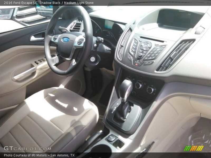 Shadow Black / Medium Light Stone 2016 Ford Escape SE