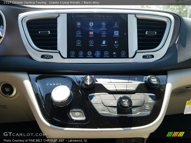 Granite Crystal Metallic / Black/Alloy 2017 Chrysler Pacifica Touring
