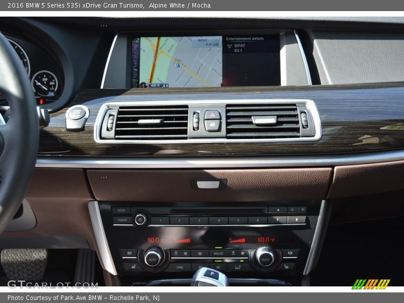 Alpine White / Mocha 2016 BMW 5 Series 535i xDrive Gran Turismo