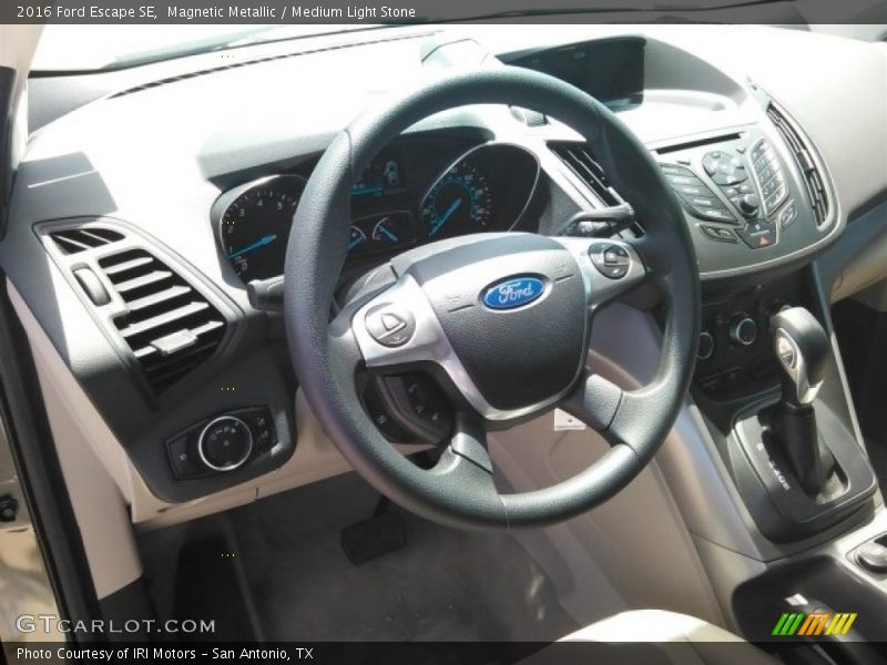 Magnetic Metallic / Medium Light Stone 2016 Ford Escape SE
