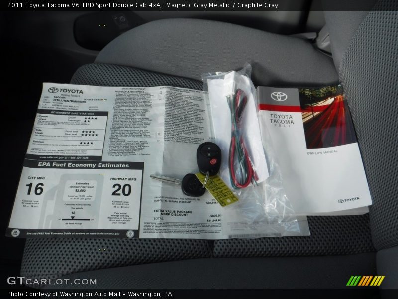 Magnetic Gray Metallic / Graphite Gray 2011 Toyota Tacoma V6 TRD Sport Double Cab 4x4