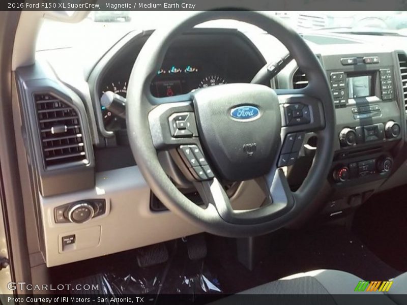 Magnetic / Medium Earth Gray 2016 Ford F150 XL SuperCrew