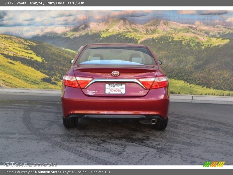 Ruby Flare Pearl / Ash 2017 Toyota Camry SE