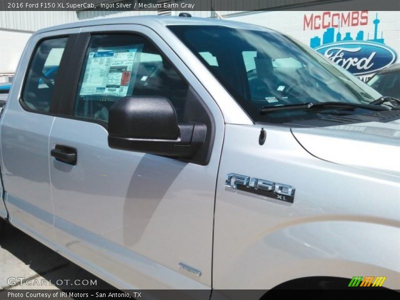 Ingot Silver / Medium Earth Gray 2016 Ford F150 XL SuperCab
