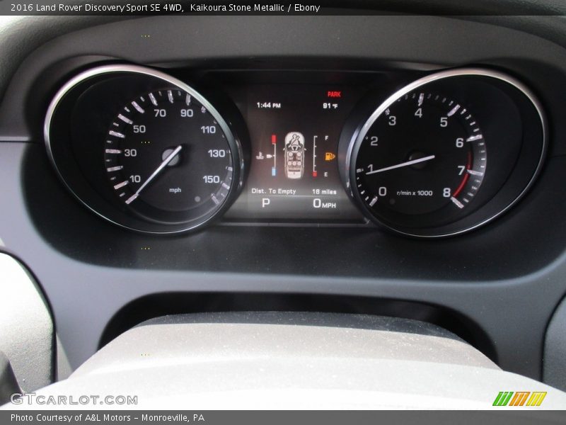 Kaikoura Stone Metallic / Ebony 2016 Land Rover Discovery Sport SE 4WD