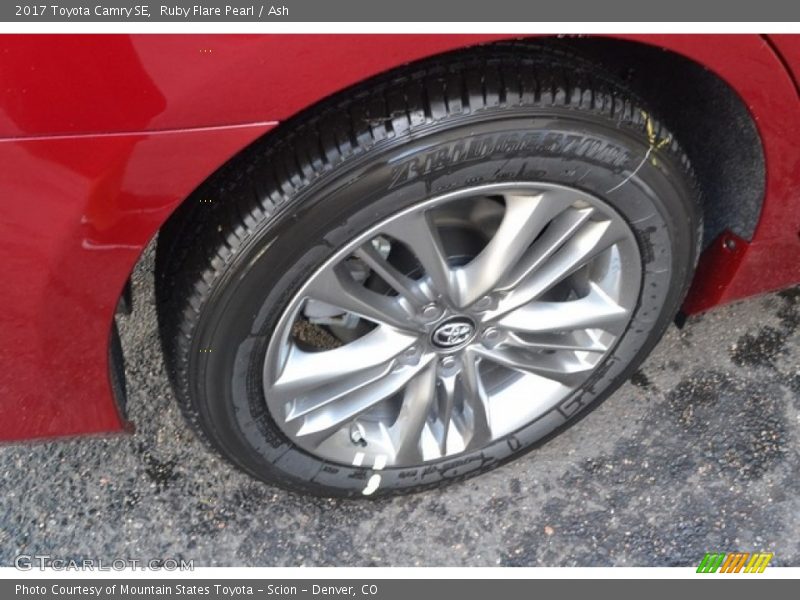Ruby Flare Pearl / Ash 2017 Toyota Camry SE