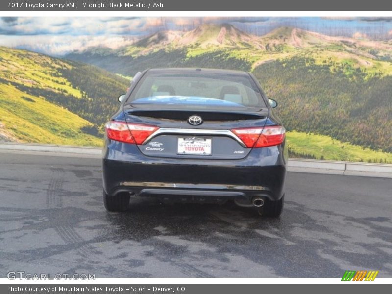 Midnight Black Metallic / Ash 2017 Toyota Camry XSE