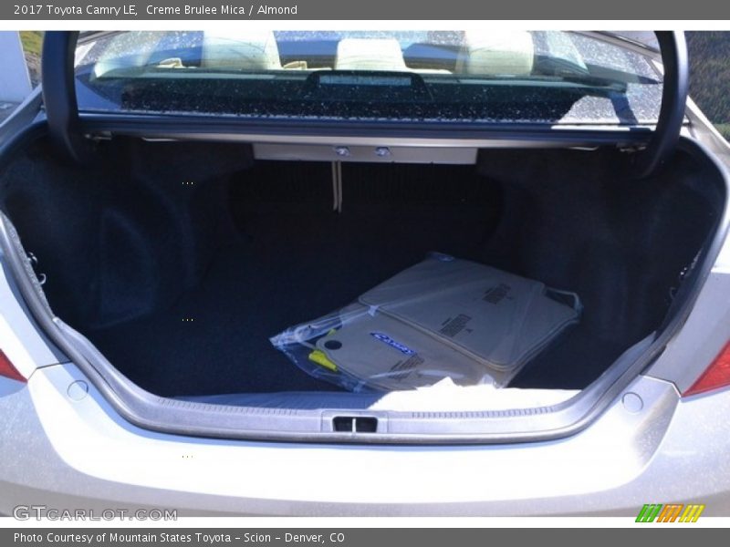 Creme Brulee Mica / Almond 2017 Toyota Camry LE