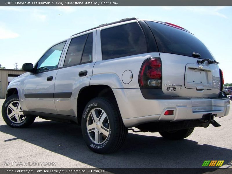 Silverstone Metallic / Light Gray 2005 Chevrolet TrailBlazer LS 4x4