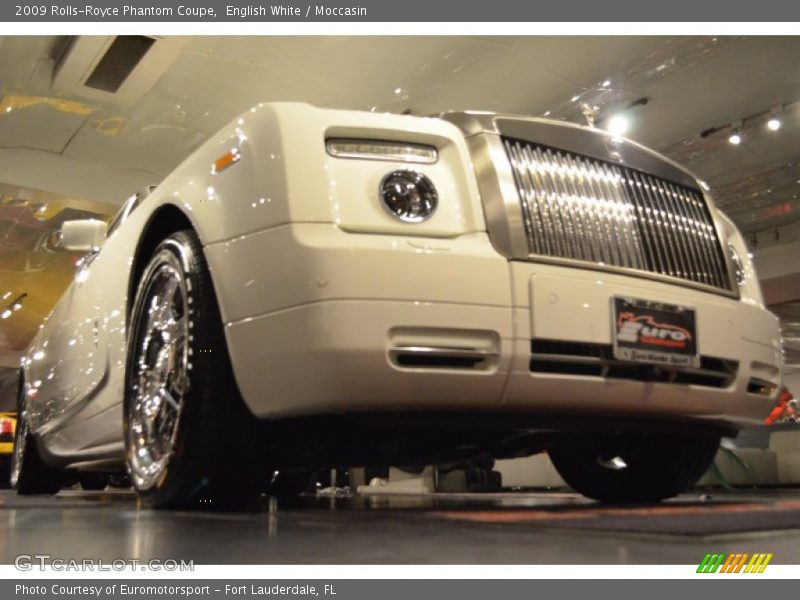 English White / Moccasin 2009 Rolls-Royce Phantom Coupe