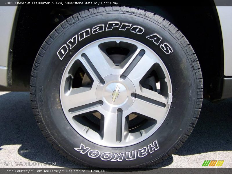 Silverstone Metallic / Light Gray 2005 Chevrolet TrailBlazer LS 4x4