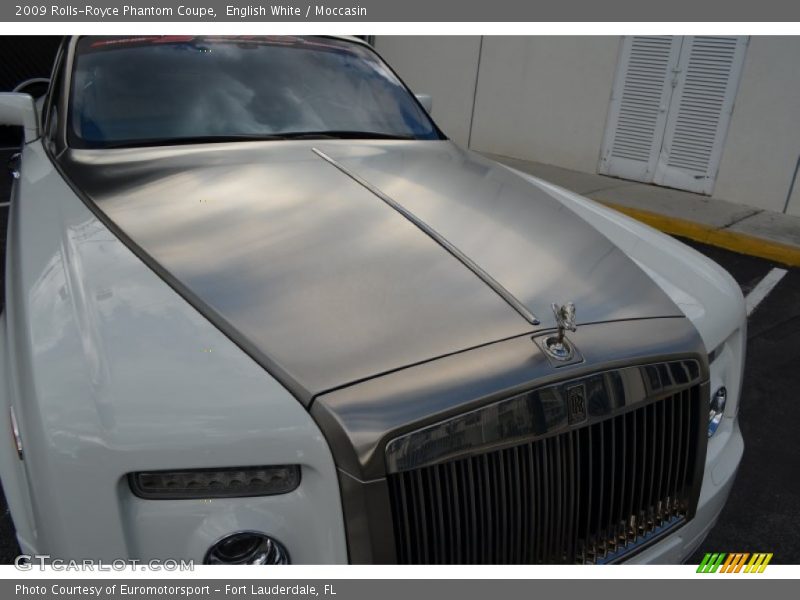 English White / Moccasin 2009 Rolls-Royce Phantom Coupe