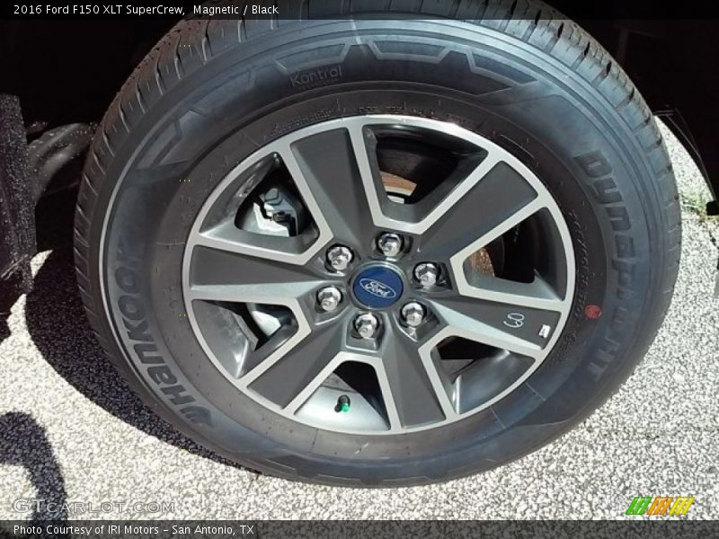 Magnetic / Black 2016 Ford F150 XLT SuperCrew