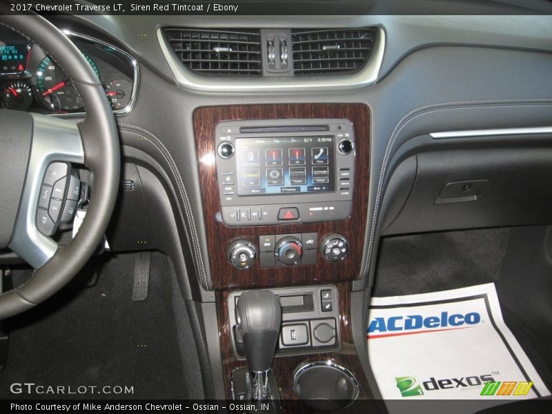 Siren Red Tintcoat / Ebony 2017 Chevrolet Traverse LT