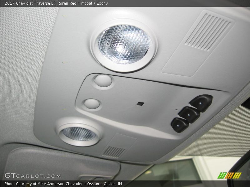 Siren Red Tintcoat / Ebony 2017 Chevrolet Traverse LT