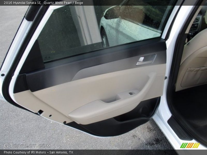 Quartz White Pearl / Beige 2016 Hyundai Sonata SE
