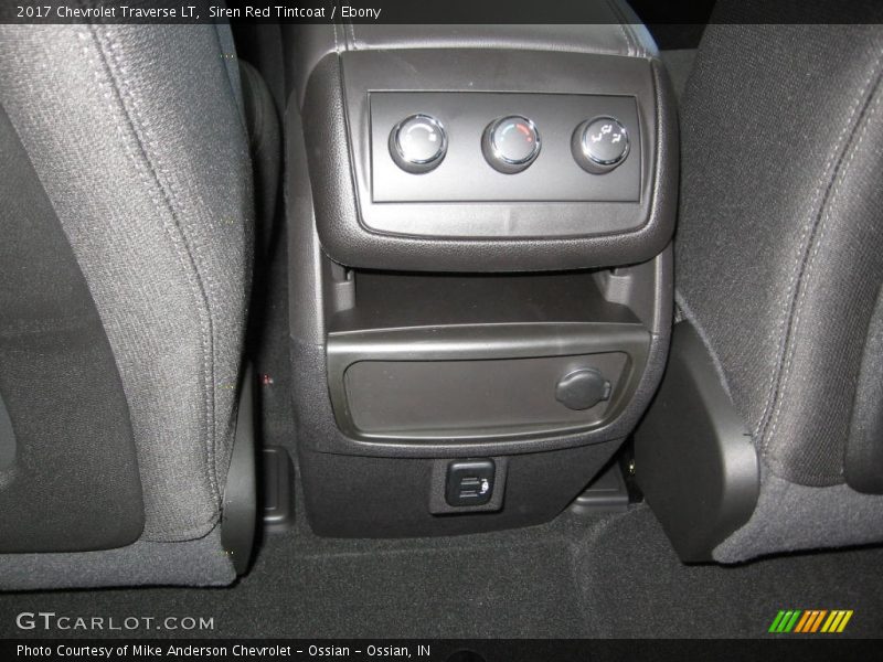 Siren Red Tintcoat / Ebony 2017 Chevrolet Traverse LT