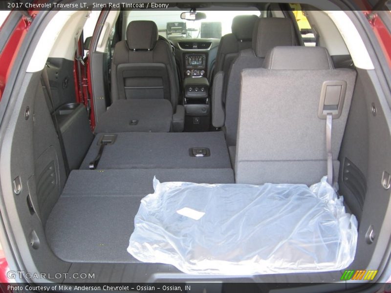 Siren Red Tintcoat / Ebony 2017 Chevrolet Traverse LT